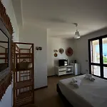 Rita's Apt&rooms Διαμέρισμα Νότο