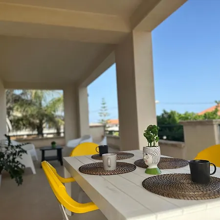 Διαμέρισμα Rita's Apt&rooms Νότο