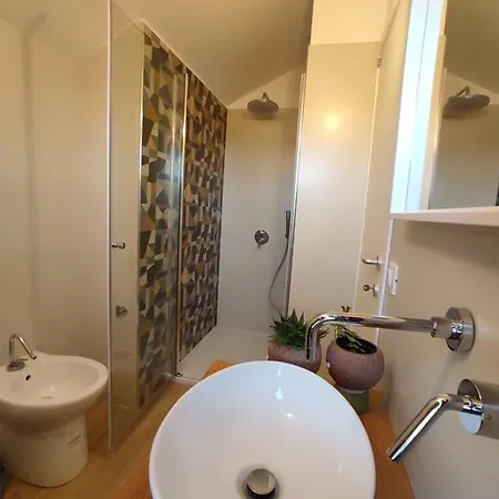 Rita's Apt&rooms Lägenhet