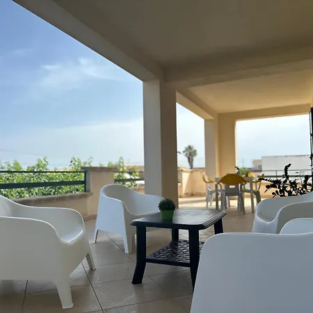 Rita's Apt&rooms Lägenhet *